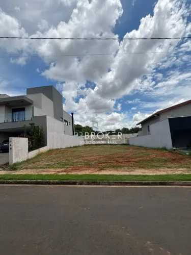 Lote no Condomínio Tamboré