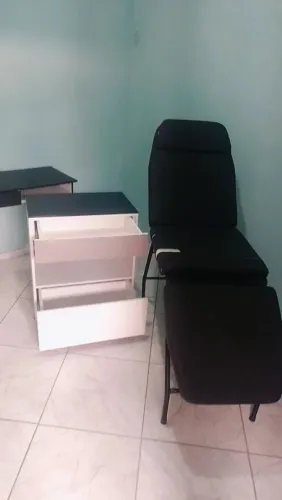 Maca e carrinho auxiliar para tattoo