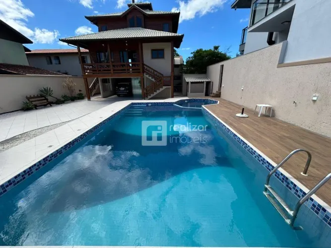 Casa com 3 dormitórios à venda, 400 m² por R$ 3.000.000 - Campeche - Florianópolis/SC