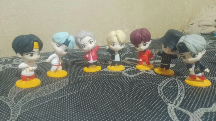 BONECOS DO BTS