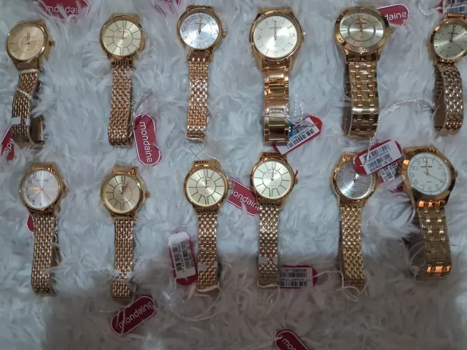 Relógio Feminino Dourado Mondaine original
