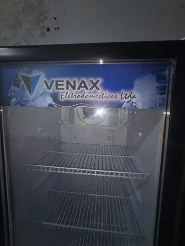 Geladeira expositora venax