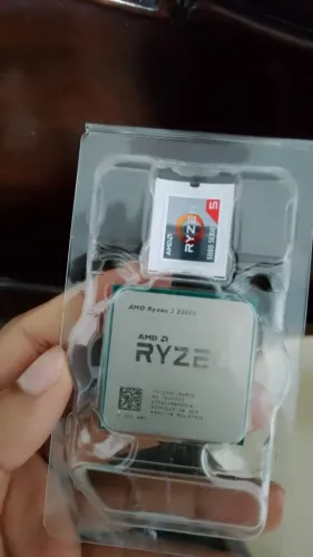 Ryzen 3 2200g + Cooler de brinde
