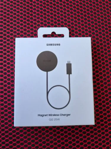 CARREGADOR SEM FIO Qi2 25W - FUNCIONA COM iPHONE - LACRADO