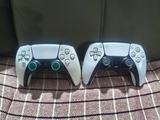 Controles PS5 com hall Effect. Envio Olx pay.