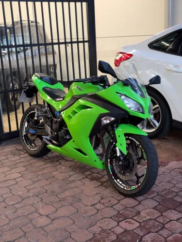 Ninja 300