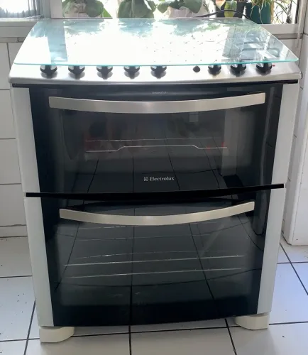 Fogão Electrolux 5 Bocas Duplo Forno (Modelo 76DB) - Ótimo Estado!