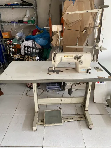 Vendo máquinas de costura industrial