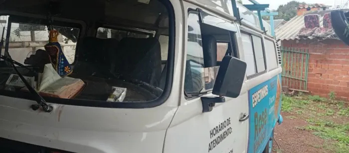 Volkswagen Kombi Standard/ Luxo/ Serie Prata 2004