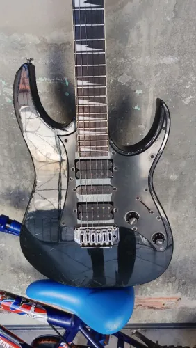 Guítarra IBANEZ gio