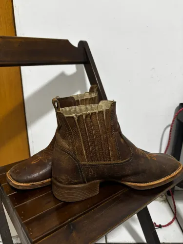 Bota cano baixo