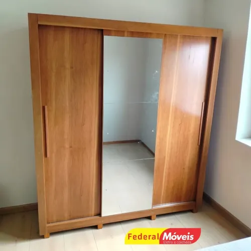 Guarda Roupa com Espelho 3 Portas 4 Gavetas Super Oferta - Vem pra Federal
