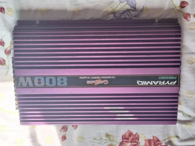 VENDO ESSA PIRÂMIDE GOLD SÉRIES 800W 