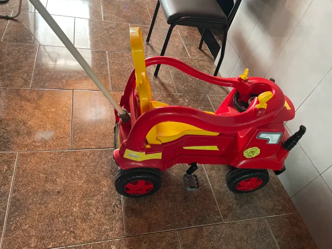 Carro de passeio infantil