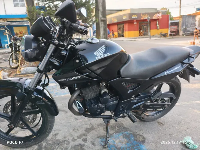 Vendo ou troco CBX Twister 250 2008