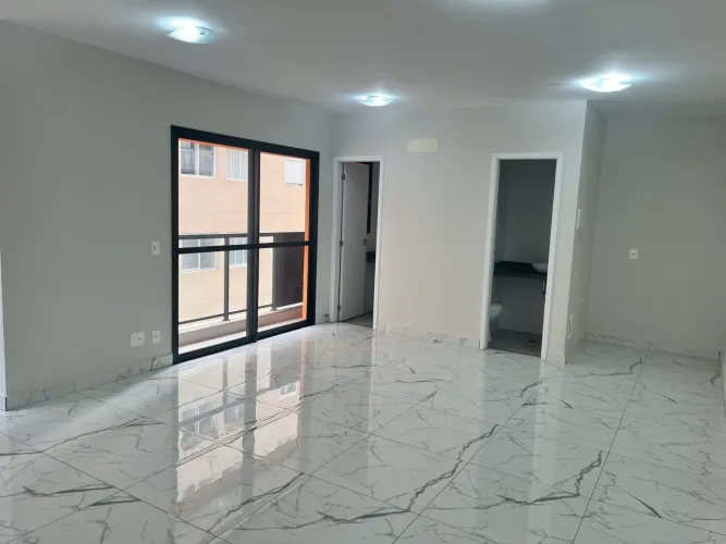Sala para escritorio o consultorio em comercial Center Atibaia