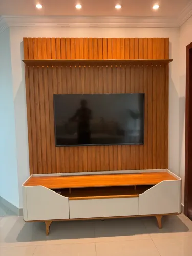 Vendo painel ripado e rack 