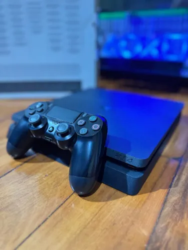 PlayStation 4 SLIM 500GB Versão 12.50 SEMINOVO