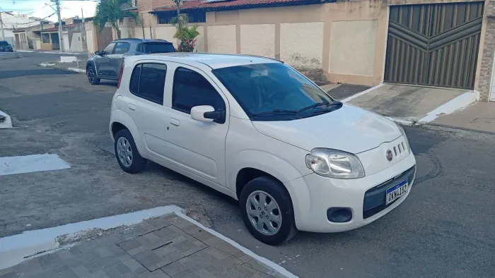 Fiat Uno Vivace/rua 1.0 EVO Fire Flex 8V 5P 2014