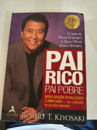 Livro PAI RICO PAI POBRE  Edição 20 anos 