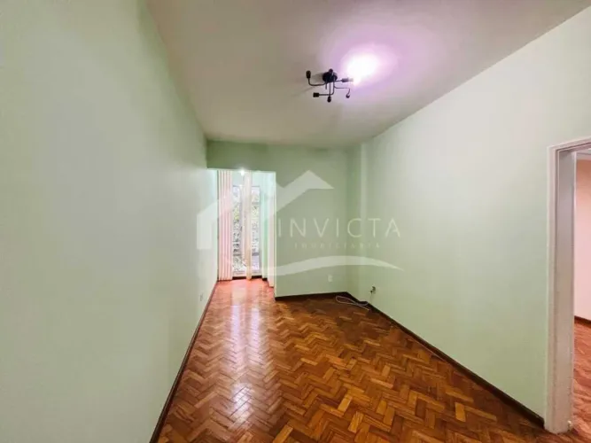 Apartamento : / Residencial / Copacabana