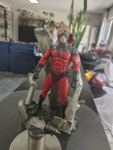 Boneco capitão marvel (captain marvel ) diamond select 