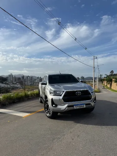 Toyota Hilux CD SRX 4X4 2.8 TDI 16V Diesel Aut. 2025