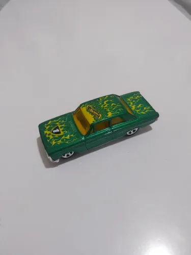 Miniatura Hotwheels Ford Thunderbolt