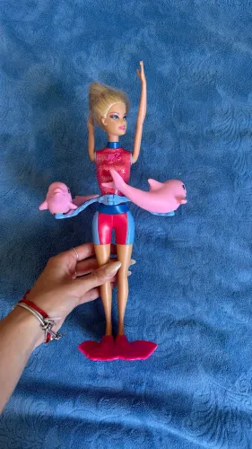 Boneca Barbie treinadora de golfinhos itens de colecionador