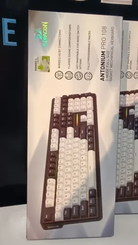 TECLADO GAMER ANTONIUM PRO K745WB RGB SEM FIO