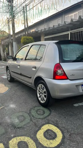 Renault Clio Campus Hi-flex 1.0 16V 5P 2010