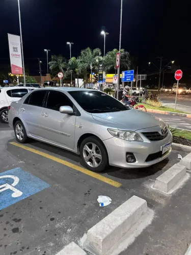 Toyota Corolla GLI 1.8 Flex 16V Aut. 2014