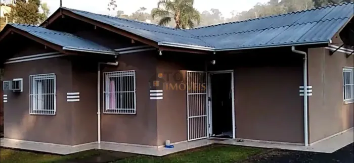 SÍTIO EM BOM RETIRO - MONTADO - ACEITA AUTOMÓVEL COMO PARTE DE PAGAMENTO