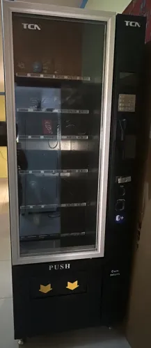 Vendo Vending Machine 6x