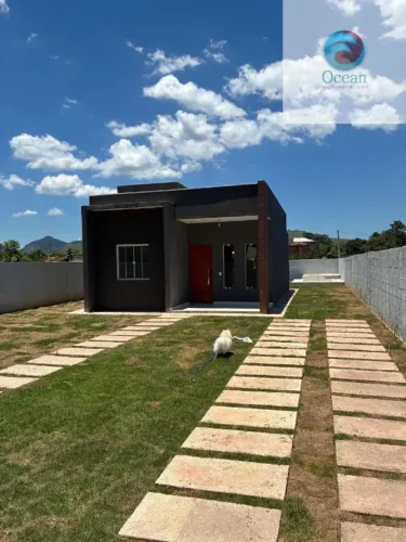 Maricá, Casa com 2 Quartos sendo 1 suíte, Área Gourmet, Piscina, Cisterna Aterrada de 5 mi