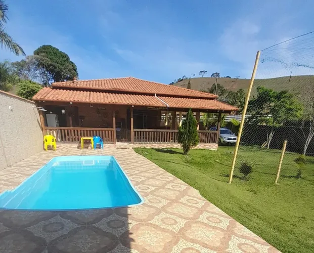 Excelente Granja que tem de tudo!!!