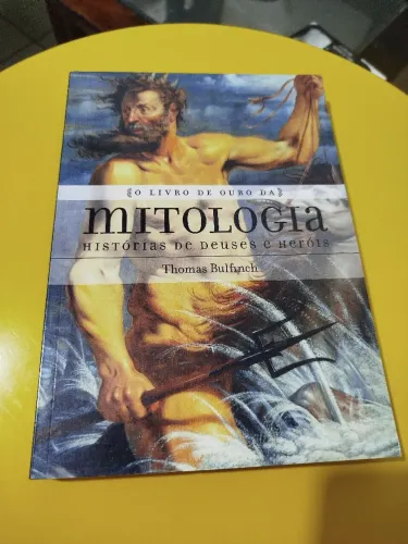 Livro Mitologia Histórias de Deuses e Heróis