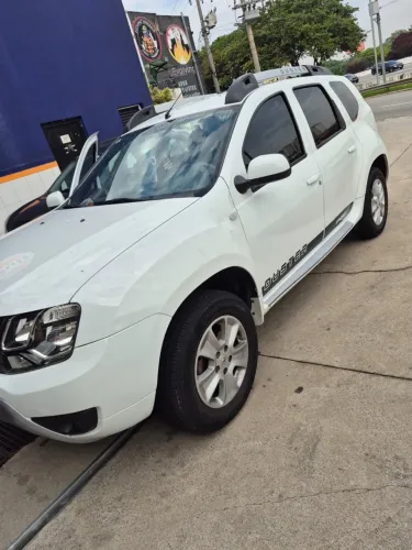 Renault Duster Dynamique 2.0 Hi-flex 16V Aut. 2016