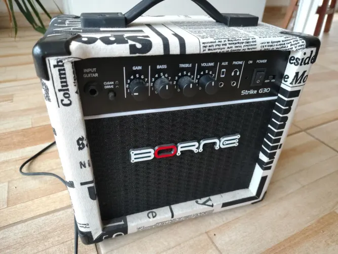 Amplificador Borne Strike G30 15w, novinho!