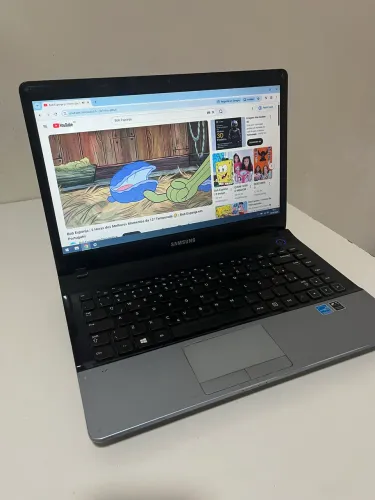 Notebook Samsung Intel Core i5 8GB Memória HD 500GB