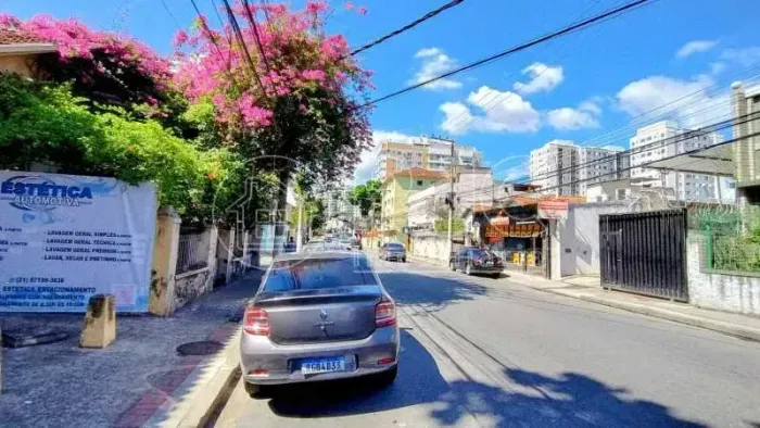Imóvel para venda possui 1095 metros quadrados em Todos os Santos - Rio de Janeiro - RJ