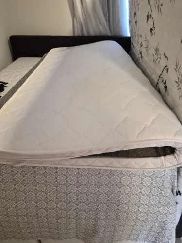 Pillow top de espuma king size D33