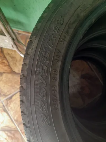 Pneu aro 18/55/225