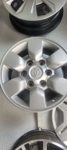 RODA HILUX ARO 15" LIGA LEVE ORIGINAL