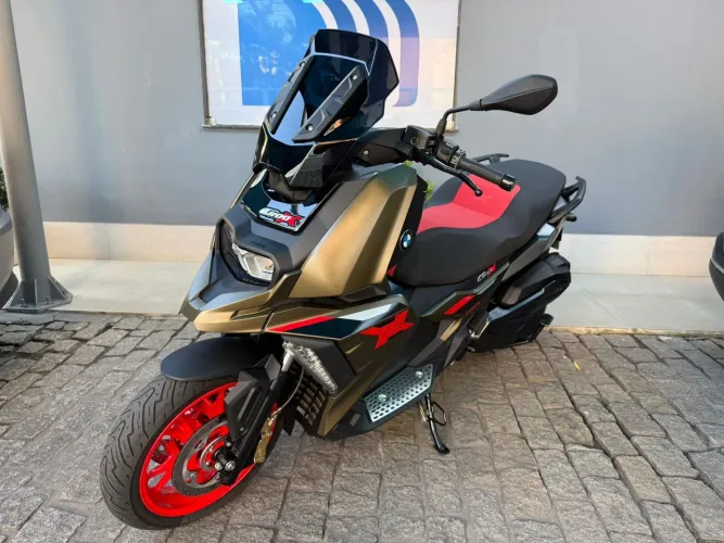 C 400 X MARROM 2025/2025