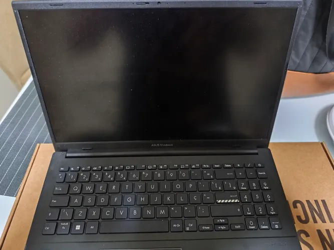 Notebook Asus E1504F