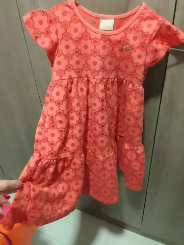 Lindas roupas infantis encantadoras e diferentes para meninas de 3 anos: casaco, shortsaia