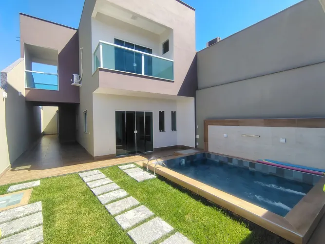 Praia dos Castelhanos Anchieta Eleita a praia mais  do sul ES 