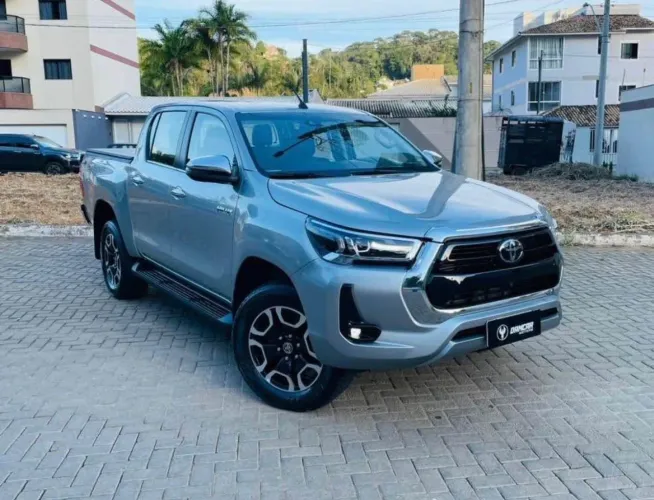 Toyota Hilux CD SRX 4X4 2.8 TDI 16V Diesel Aut. 2024