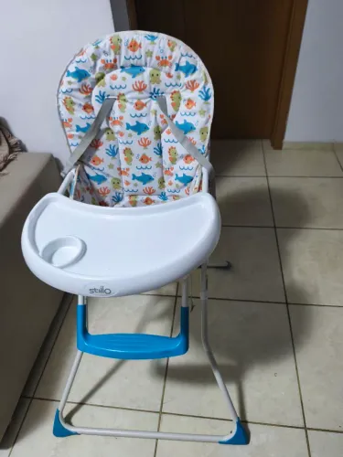 Cadeirinha de alimentação